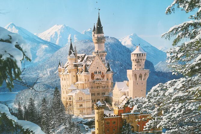 EXPRESS:Neuschwanstein Castle tour from Munich by train and Car - Key Points