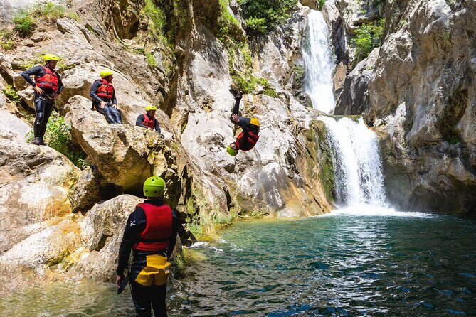Extreme Canyoning on Cetina River from Split or estanovac - What Is the Extreme Canyoning Tour on the Cetina River?