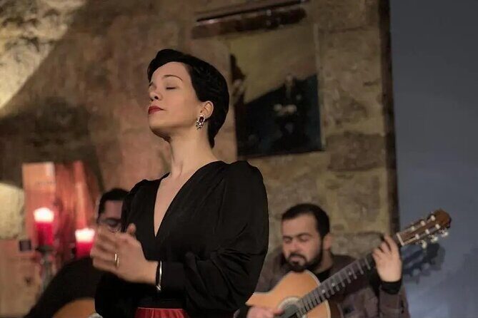 Fado Concert with Welcome Drink - How the Tour Starts: Easy Access and Introduction
