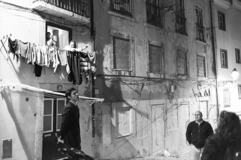 Fado: Musical Walking Tour + Food & Live Show - Key Points