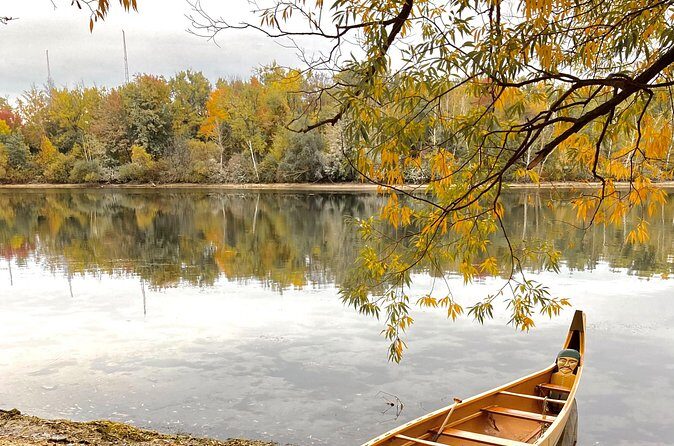 Fall Colours Canoe Tour on the Toronto Islands - Additional Details to Consider