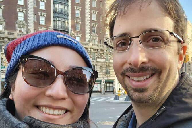 Falling in Love in NYC: Self-Guided Romantic Story Walk - Who Should Consider This Tour