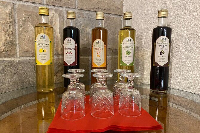 Family-run Vineyard Tour & Award Winning Wine Tasting/Delicacies - The Experience in Practice