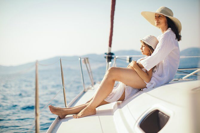 Family Sailing Tour in Barcelona - How the Price Reflects the Experience