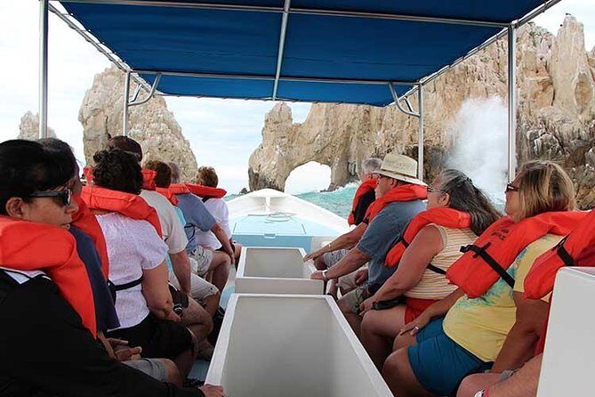 Famous Arch tour with Glass Bottom Boat. - Who Is This Tour Best For?