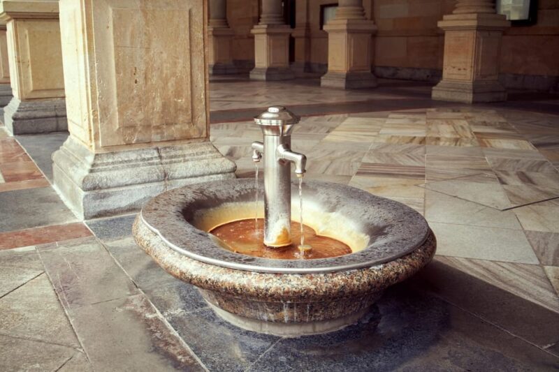 Famous Spa town Karlovy Vary & castle Loket from Prague - Why This Tour Works