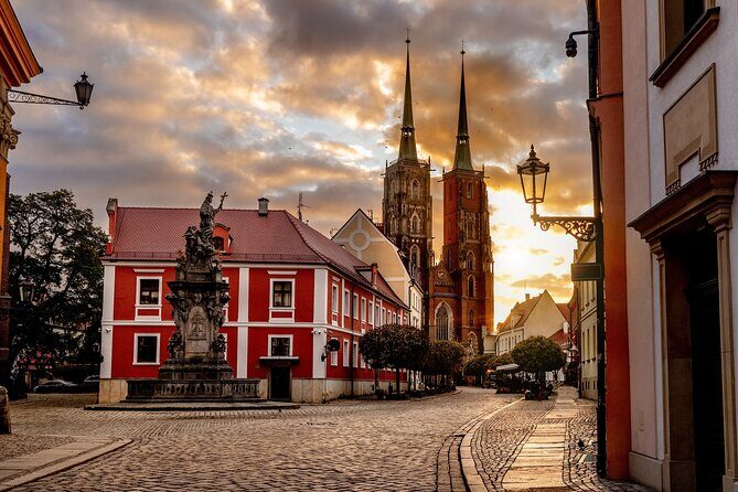 Fascinating Highlights of Wroclaw - Walking Tour - A Deep Dive into the Tour Experience