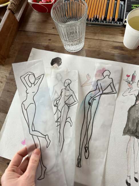 Fashion Design Workshop & Brunch on a Seine River Boat Paris - FAQ