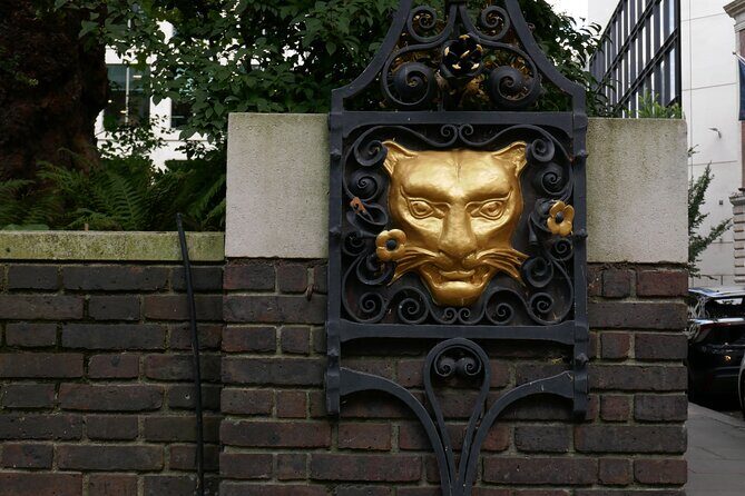 Fashion History Walking Tour in London - A Deep Dive Into the Tour Experience