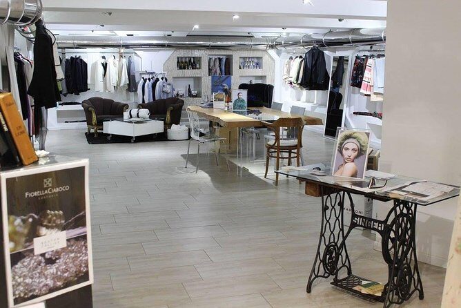 Fashion Workshop in Atelier and Fashion District Tour - FAQs