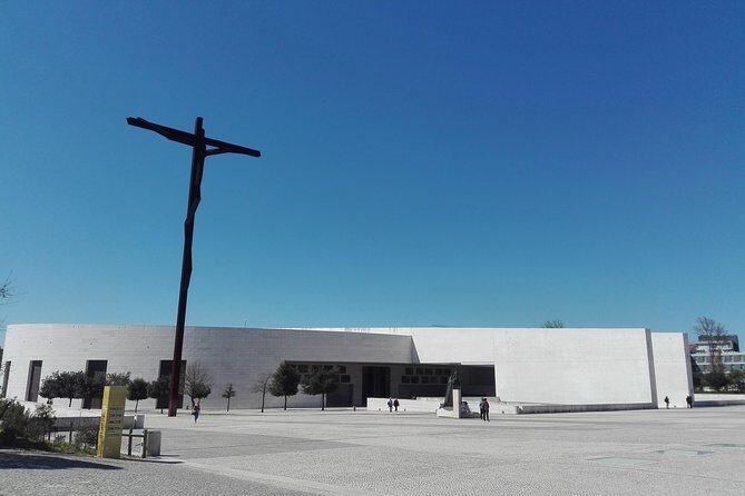 Fátima Sanctuary and Pastorinhos Village, half-day from Coimbra - Who Should Consider This Tour?