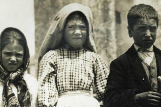 Fatima Sanctuary and Pastorinhos Village Private Tour From Porto - What to Expect from the Full-Day Tour