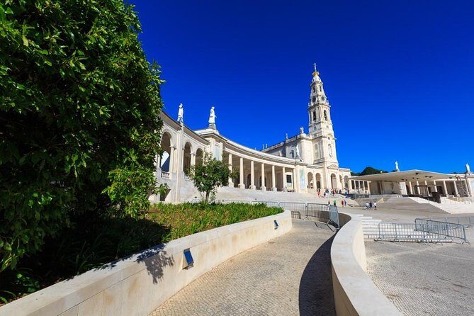 Fatima Sanctuary Private Tour from Lisbon - FAQ