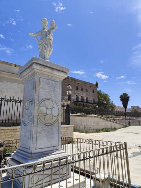 Favignana: Hidden gems walking tour - What to Expect at This Favignana Tour