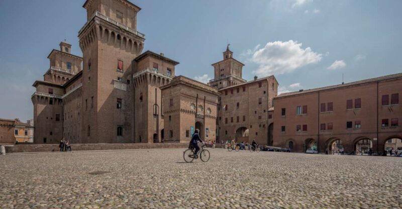 Ferrara: City Highlights Walking Tour with Local Guide - A Closer Look at the Experience