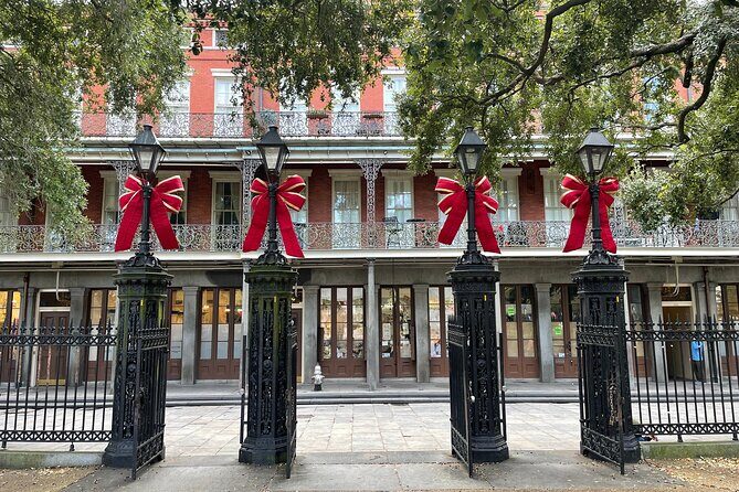 Festive Tour of New Orleans in the Crescent City Christmas - FAQs