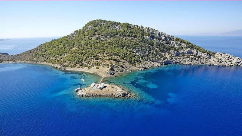 Fethiye: 12 Islands Boat Tour with Lunch and Hotel Transfer - Who Should Consider This Tour?