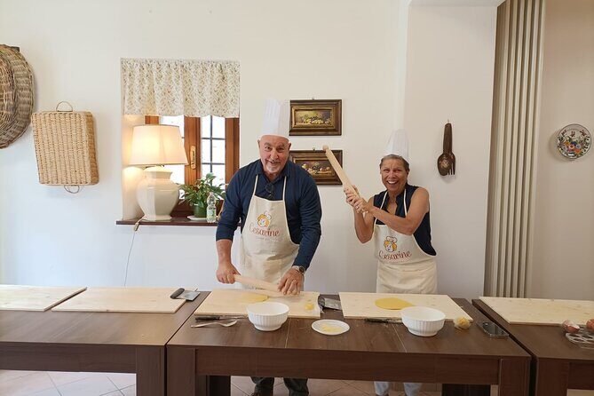 Fettuccine & Ravioli Class in Assisis Home-Style Cooking School - Key Points