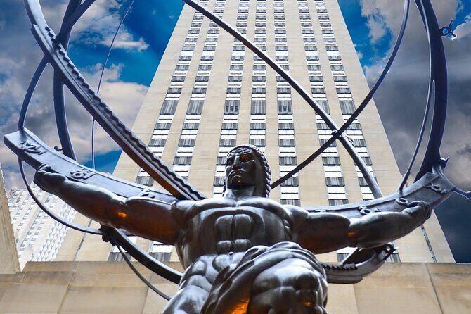 Fifth Avenue Unveiled: Luxury, History & Icons Walking tour - Key Points