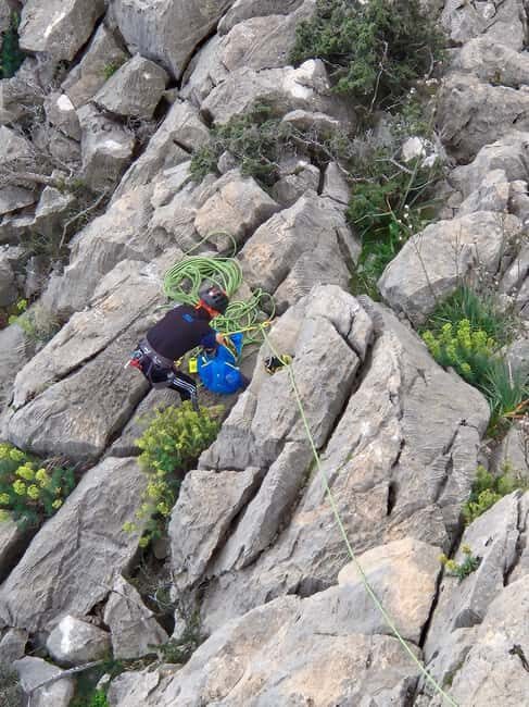 Finestrat (Alicante): Long route climbing in Puig Campana - Key Points