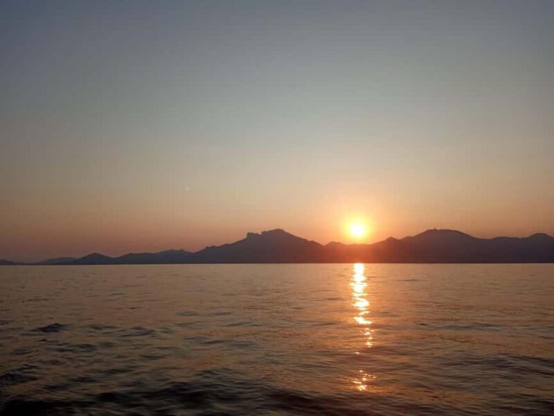 Firework Evening on a Maxi Catamaran from Saint Tropez - Real Guest Feedback & Insights