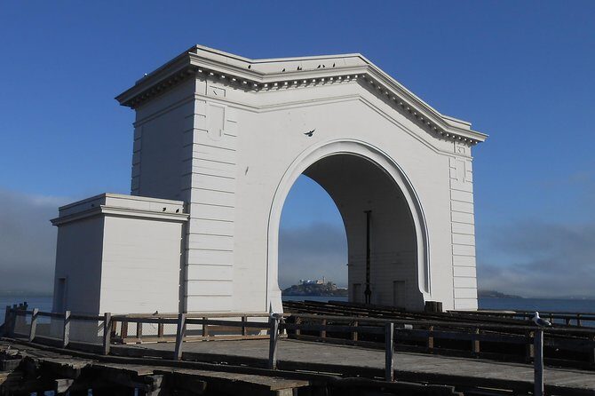 Fisherman's Wharf Self-Guided Walking Tour and Hunt - Key Points