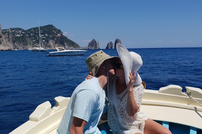 Fishing and Tourism in Capri - The onboard lunch: organic food, real satisfaction