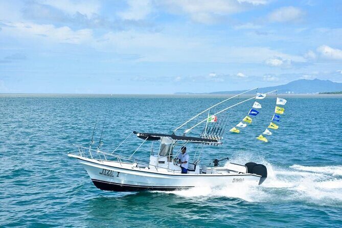 Fishing by Speedboat - Catching Big Fish with Speed and Style in Puerto Vallarta