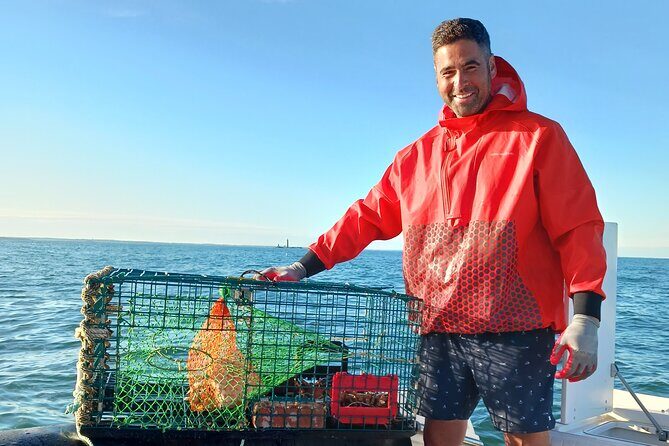 Fishing or Cruising Boston Harbor on Private Yacht Trinacria - Key Points