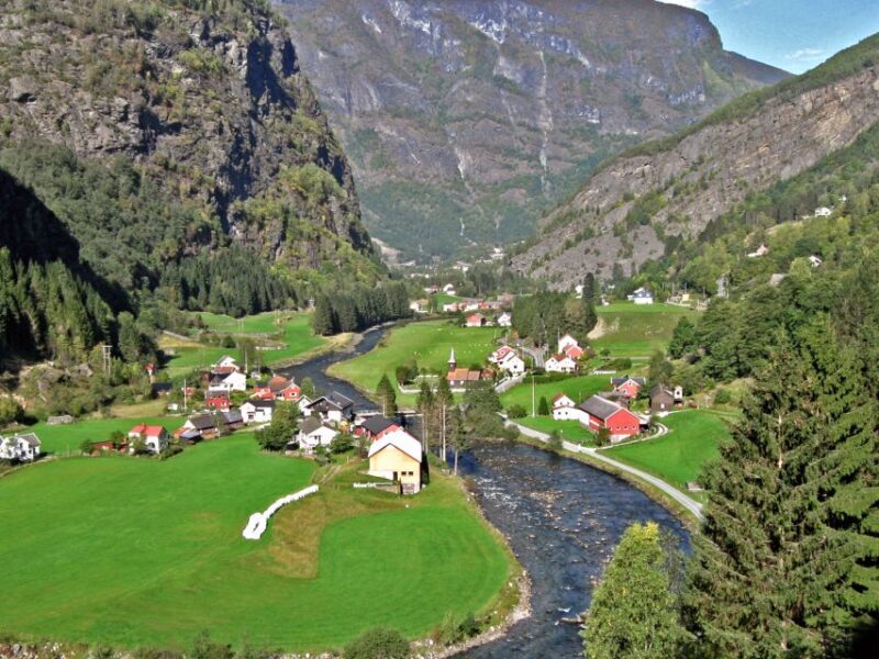 Fjords: Private Trip with Train and Cruise Ride - FAQs