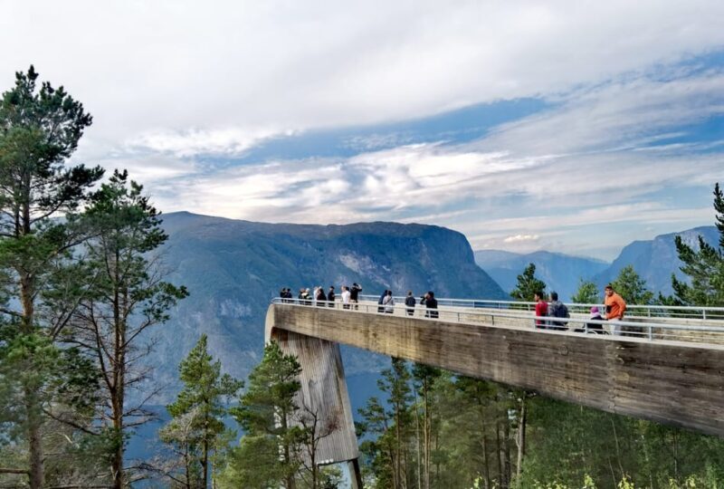 Flåm Flexible Tour with Stegastein, cruise and train include - FAQ