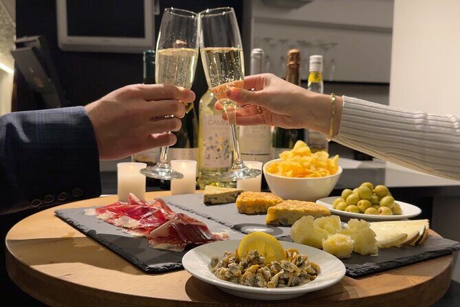 Authentic Flamenco Show Barcelona : Intimate Casa Sors Experience - Food and Drink Options