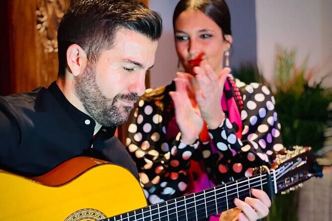 Flamenco show in the heart of Triana - Who Will Love This Experience?