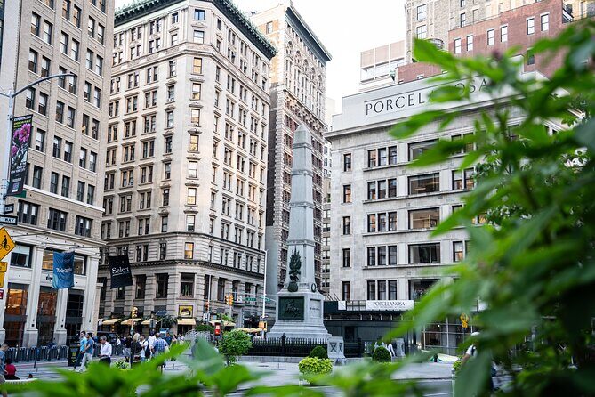 Flatiron Gilded Age Walking Tour: Architecture, Scandals, & Food - Final Word