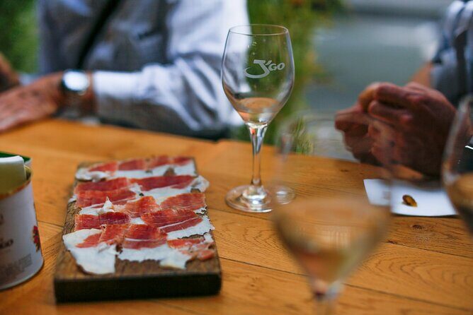 Flavors of Paris Original Tour - Group Size and Practicalities