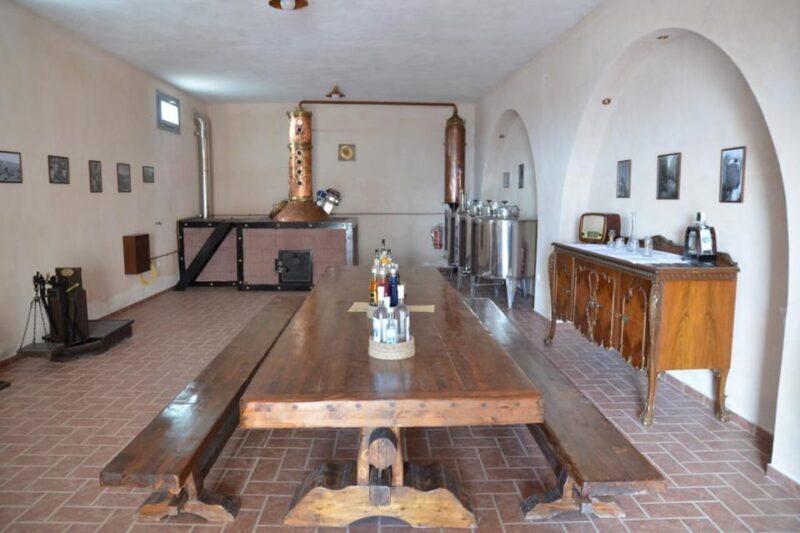 Flavors of Santorini - Who Should Consider This Tour?