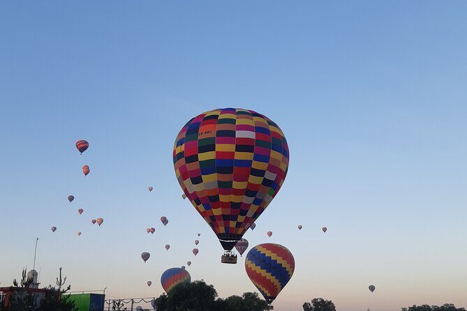 Flight in Globe, visit archaeological area, breakfast and transport - FAQ: Your Practical Questions Answered