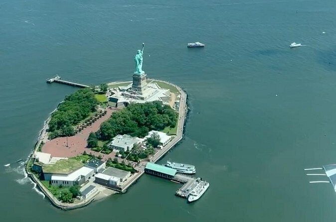 Flight Over New York City Hudson River - What Our Considerations Are