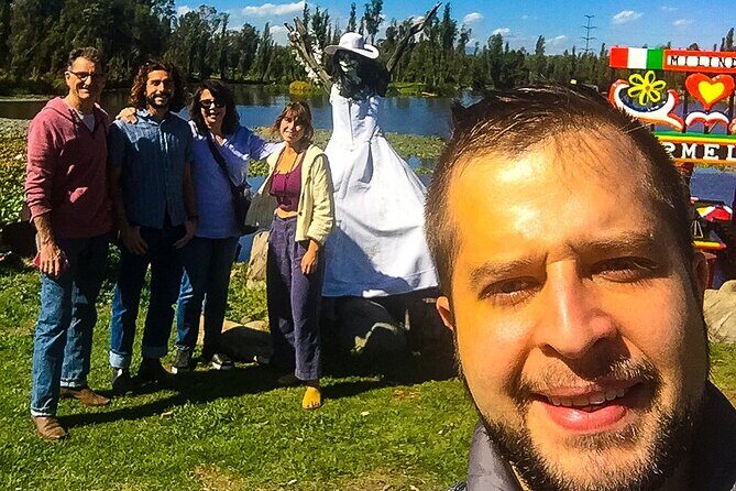 Floating Flower Gardens Of Xochimilco with a Local: Private & Personalized - What to Expect from the Tour