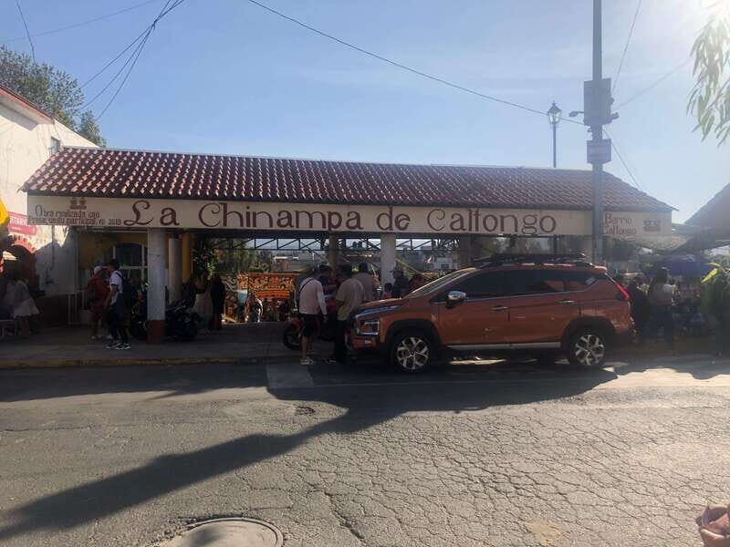 "Floating Party in Xochimilco: Canals, Tequila, and Tradition" - Additional Practical Tips