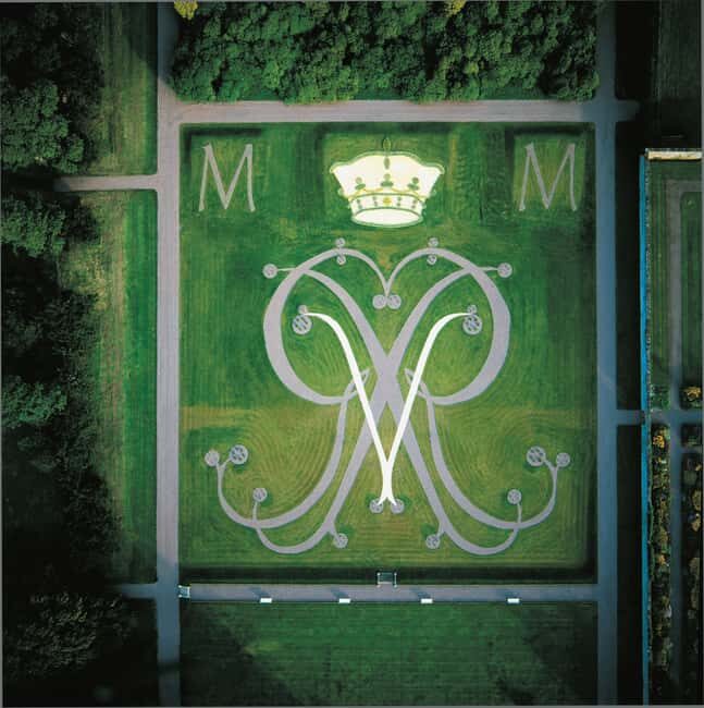 Floors Castle Autumn/Winter Garden Only Ticket - FAQs