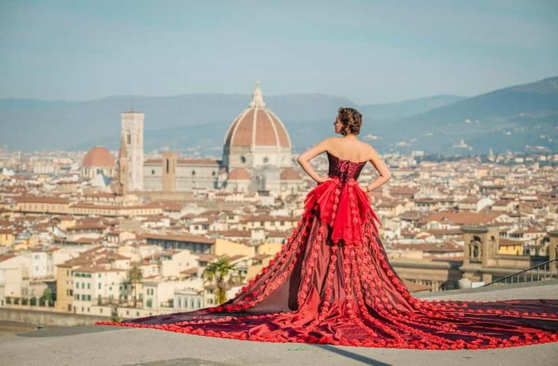 Florence: A photoshoot in luxurious dresses - What to Expect During Your Florence Photoshoot