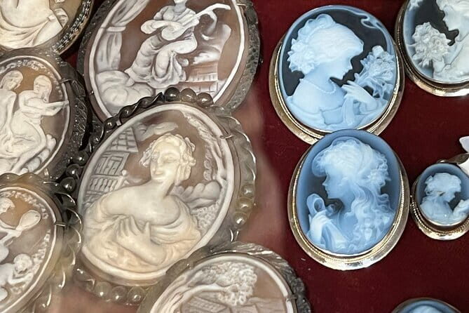 Florence Artisan Shopping Tour - a tailor-made unique experience - Exploring Florence’s Oltrarno District: An Artistic Journey