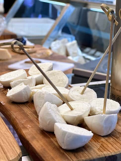 Florence: Cheese and Wine Tasting in Local Market - What to Expect During the Tour