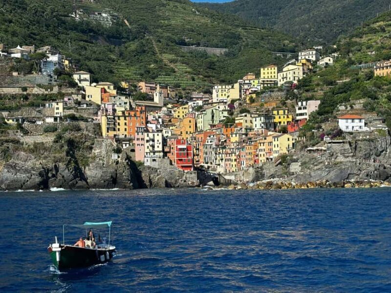 Florence: Cinque Terre Private Boat Tour with Lunch - Practical Details: What to Keep in Mind