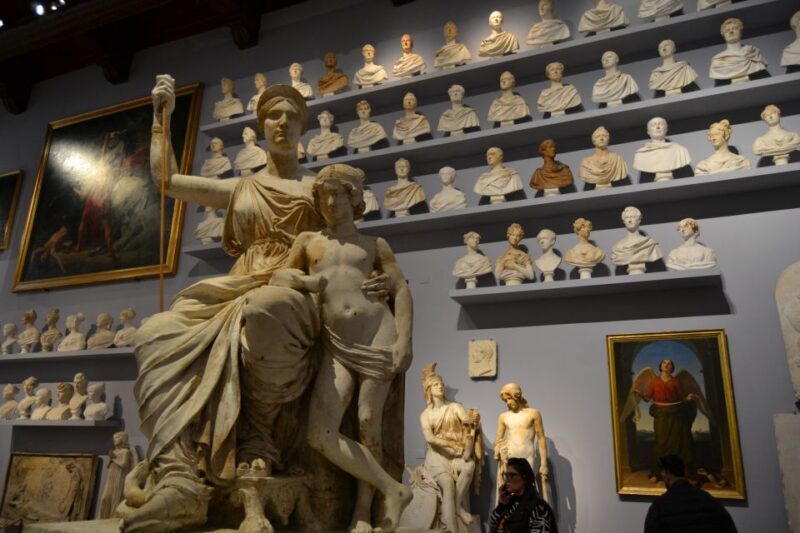 Florence: City Center, Accademia and Uffizi Gallery Tour - What Past Travelers Say