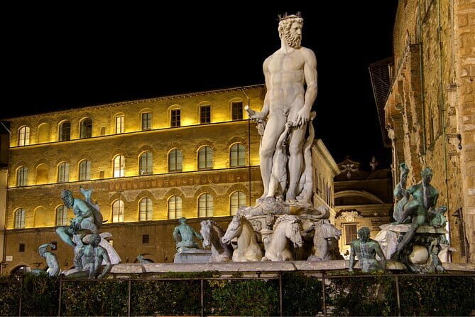 Florence Evening Walking Tour: Stories of Power, Love & Betrayal - Who is This Tour Best For?