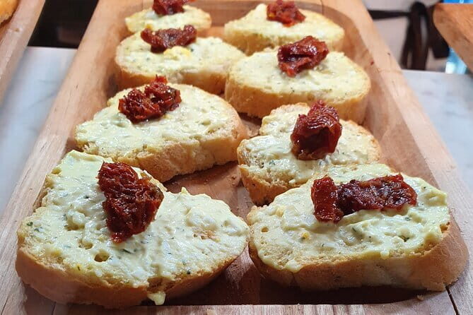 Florence Food Tour with Antico Vinaio skip the line - The Experience in Detail