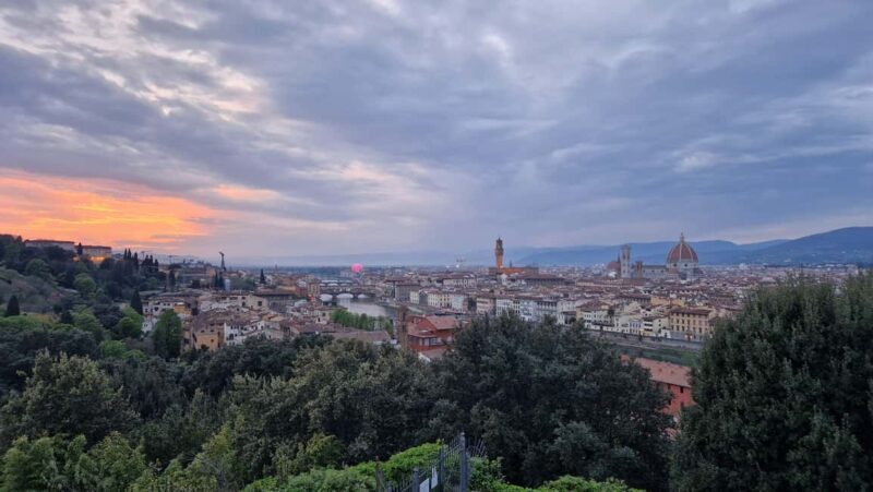Florence Golden Hour Walk Tour & Piazzale Michelangelo - Exploring the Tour in Detail