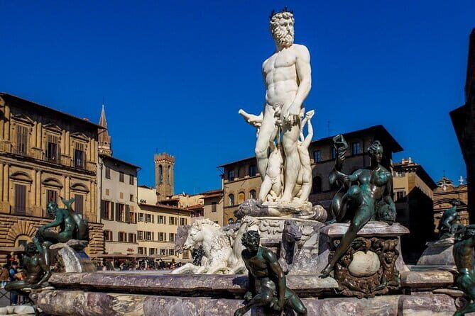 Florence in one day with a localGuide: David-City walk-Uffizi - Key Points